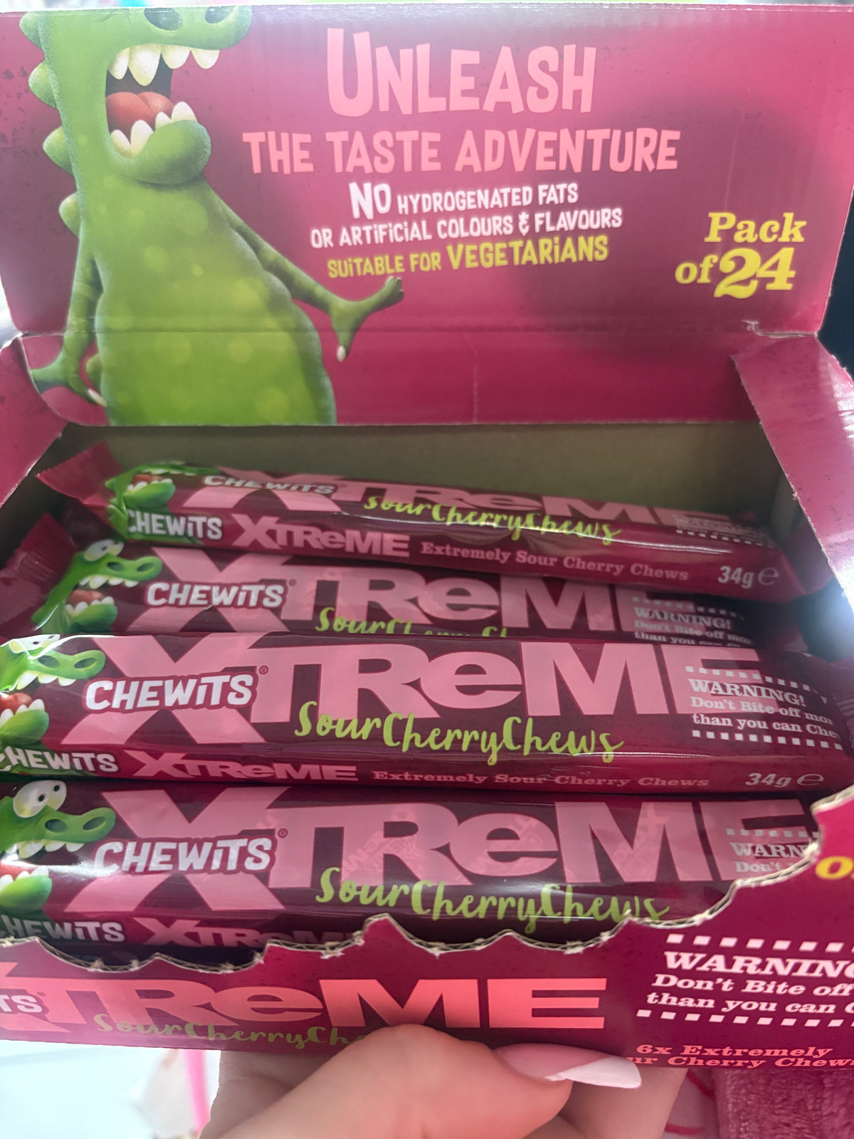 1 pack sour cherry chewits