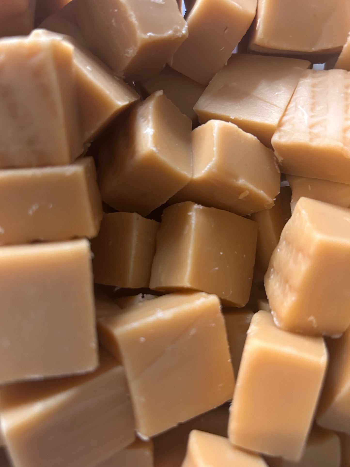 500g custom fudge ( maybe melted )